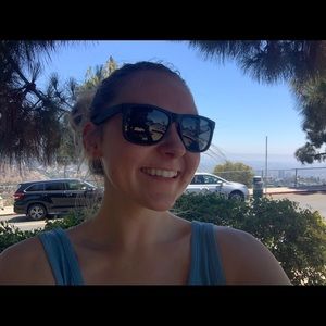 Meet your Posher, Beth